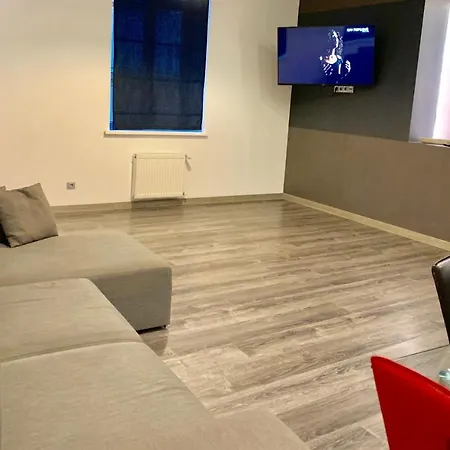 Apartment сучасні на площі ринок з панорамним видом на дахи львова *